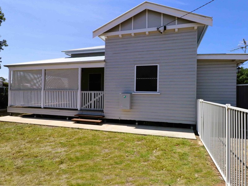 Photo - 108 Arthur Street, Roma QLD 4455 - Image 4