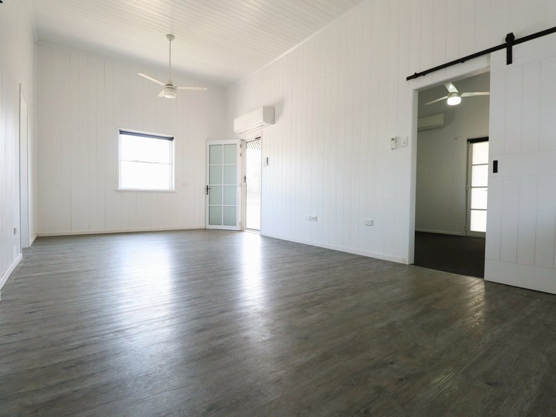 Photo - 108 Arthur Street, Roma QLD 4455 - Image 8