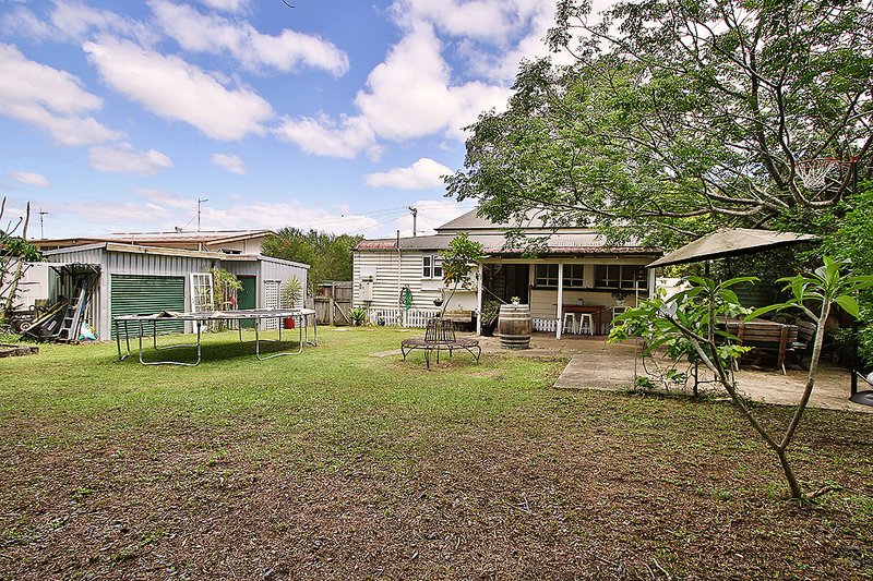 Photo - 108 Aspinall Street, Leichhardt QLD 4305 - Image 16