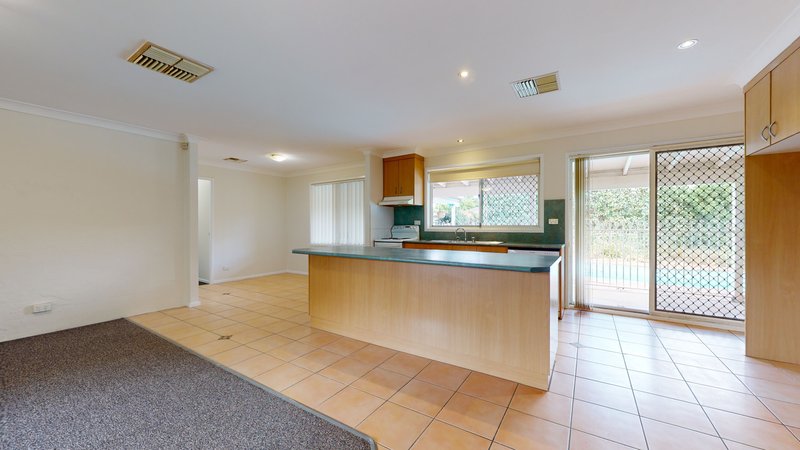 Photo - 108 Baird Drive, Dubbo NSW 2830 - Image 2