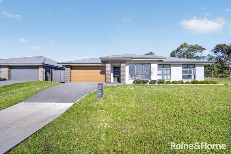 Photo - 108 Balgownie Circuit, Heddon Greta NSW 2321 - Image 1
