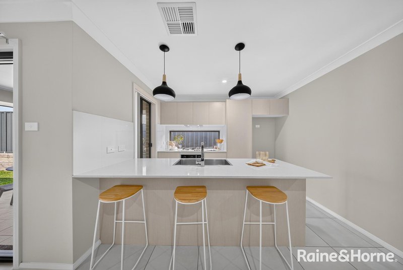 Photo - 108 Balgownie Circuit, Heddon Greta NSW 2321 - Image 5