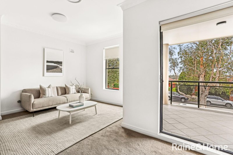 Photo - 108 Bayview Avenue, Earlwood NSW 2206 - Image 4