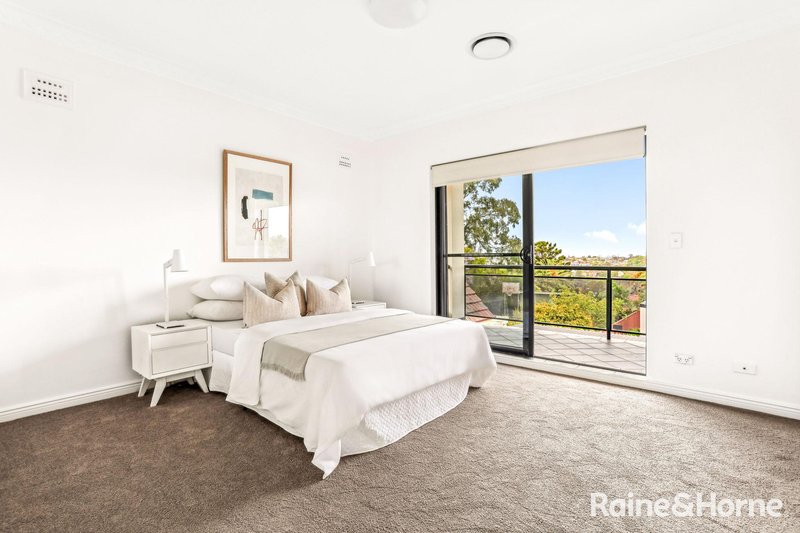 Photo - 108 Bayview Avenue, Earlwood NSW 2206 - Image 8