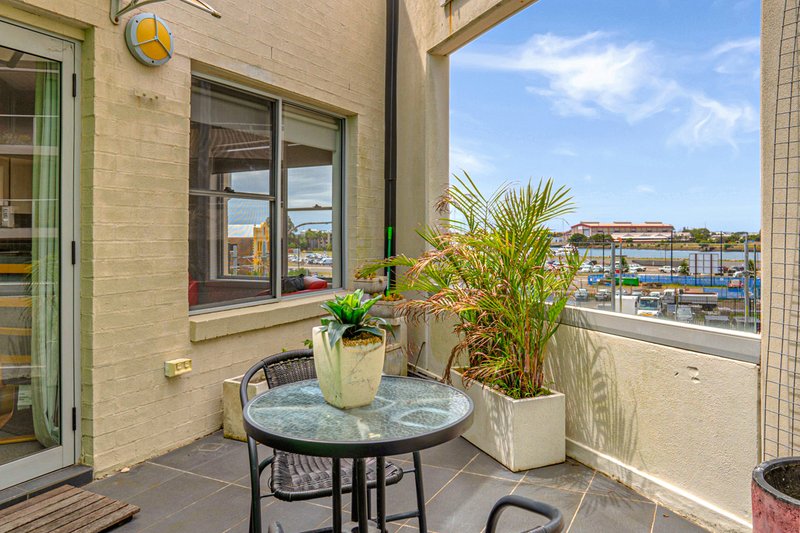 Photo - 10/8 Bellevue Street, Newcastle West NSW 2302 - Image 9