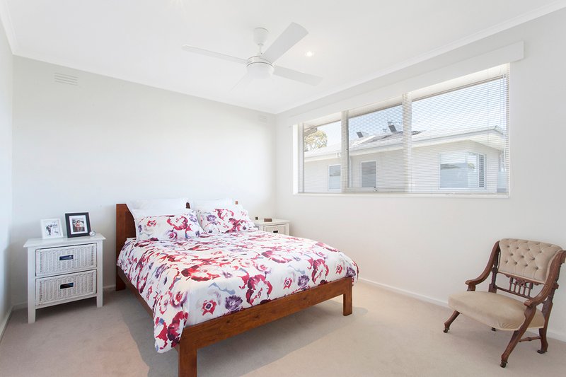 Photo - 10/8 Cavendish Place, Brighton VIC 3186 - Image 5