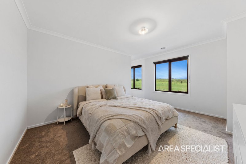 Photo - 108 Ceduna Road, Clyde North VIC 3978 - Image 4