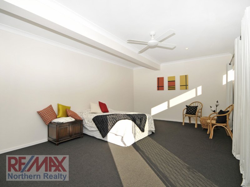 Photo - 108 Corvus Drive, Cashmere QLD 4500 - Image 22