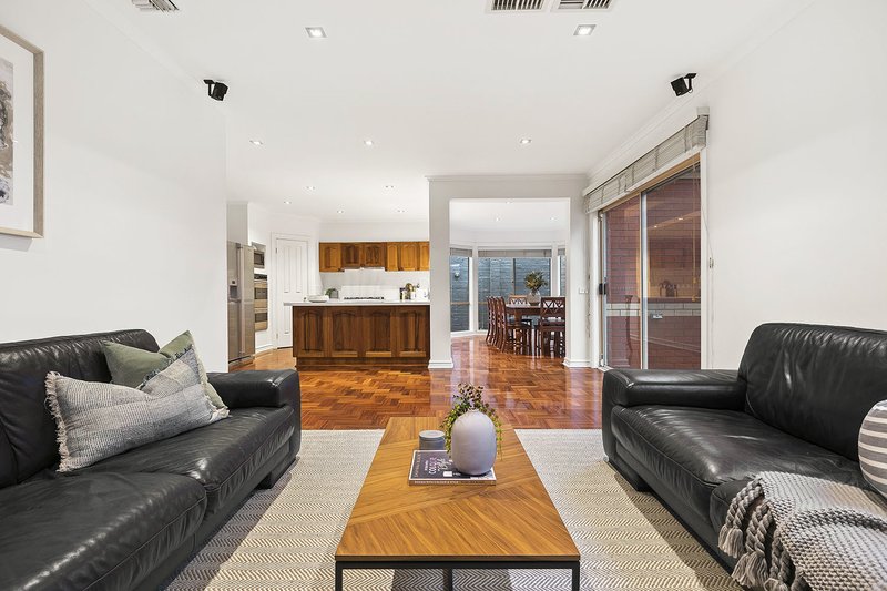 Photo - 108 Devon Street, Cheltenham VIC 3192 - Image 2