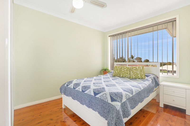 Photo - 108 Edgeworth Avenue, Kanahooka NSW 2530 - Image 8