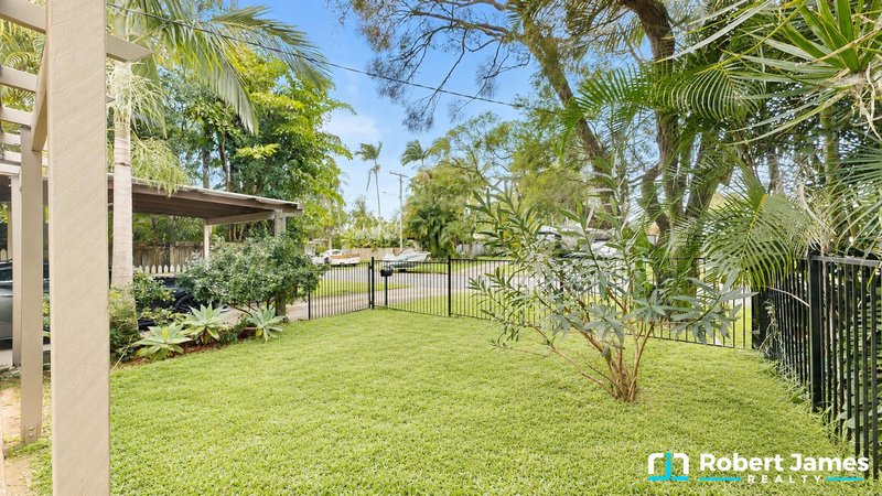 Photo - 108 Hendry Street, Tewantin QLD 4565 - Image 2