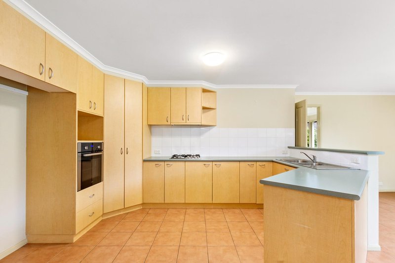 Photo - 108 Kelleway Avenue, Nicholls ACT 2913 - Image 5