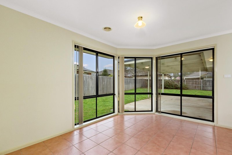 Photo - 108 Kelleway Avenue, Nicholls ACT 2913 - Image 7