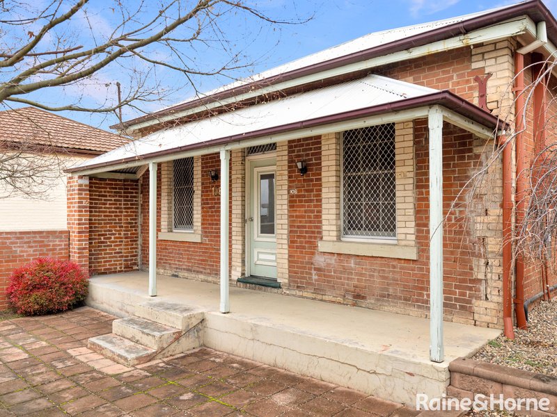 108 Keppel Street, Bathurst NSW 2795