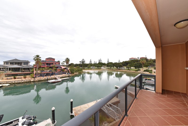 Photo - 10/8 Keys Close, Mindarie WA 6030 - Image 21