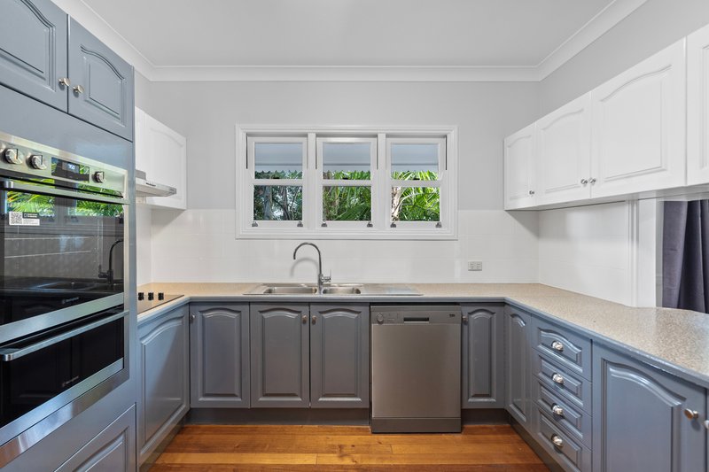 Photo - 108 Kingsbury Street, , Norman Park QLD 4170 - Image 2