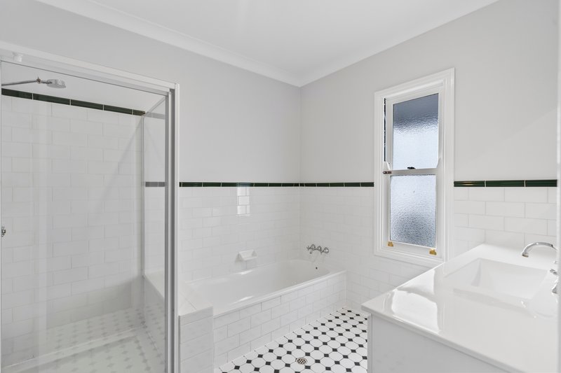 Photo - 108 Kingsbury Street, , Norman Park QLD 4170 - Image 8
