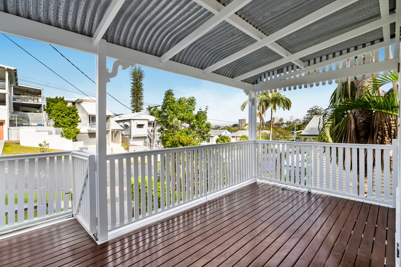 Photo - 108 Kingsbury Street, , Norman Park QLD 4170 - Image 9
