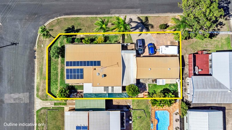 Photo - 108 Lauren Street, Urangan QLD 4655 - Image 17