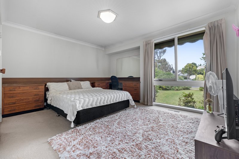 Photo - 108 Mary Avenue, Wheelers Hill VIC 3150 - Image 8