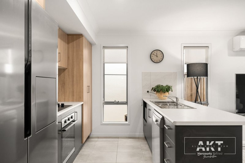 Photo - 108 Mckinnon Drive, Yarrabilba QLD 4207 - Image 3