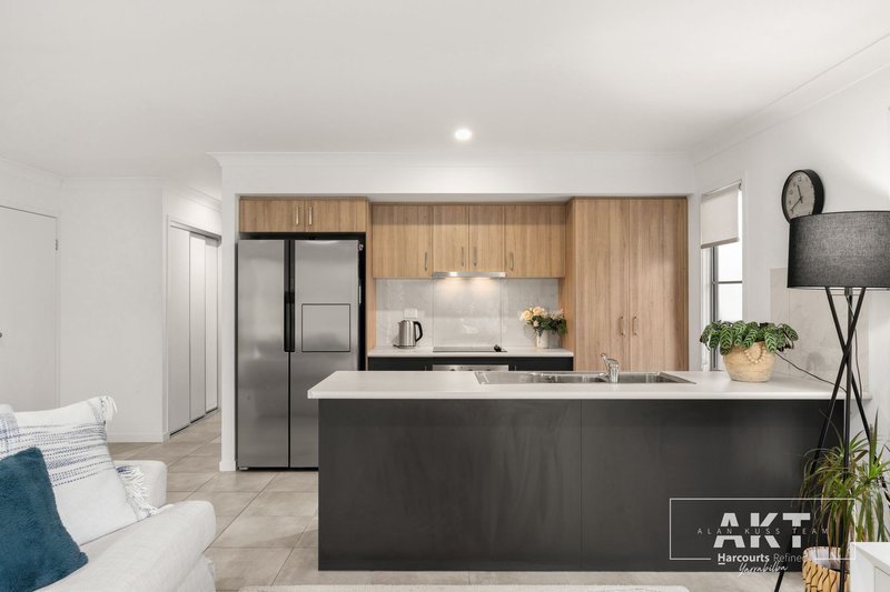 Photo - 108 Mckinnon Drive, Yarrabilba QLD 4207 - Image 5