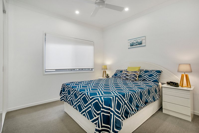 Photo - 108 Melville Terrace, Manly QLD 4179 - Image 9