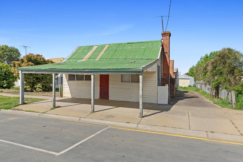 108 Railway Place, Elmore VIC 3558