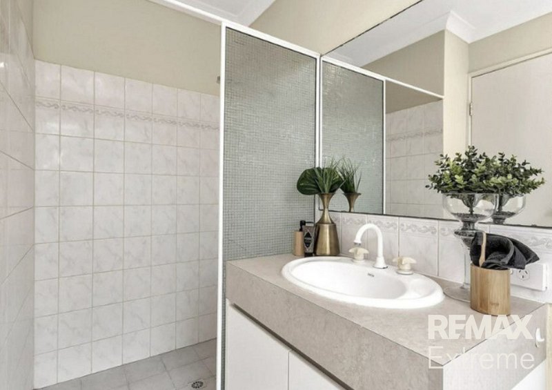 Photo - 108 Saint Barnabas Boulevard, Quinns Rocks WA 6030 - Image 8