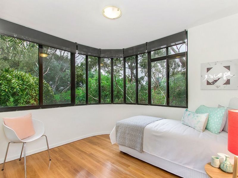 Photo - 108 Skyline Tce , Burleigh Heads QLD 4220 - Image 14