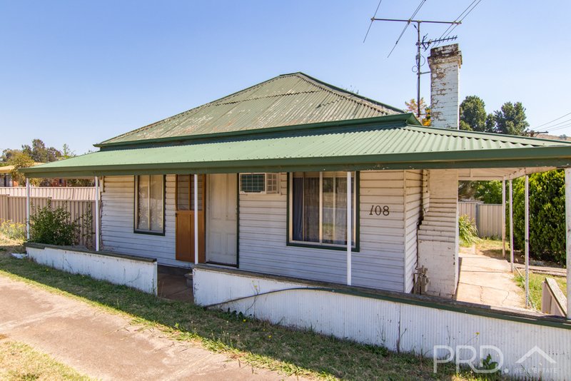 108 Tumut Street, Adelong NSW 2729