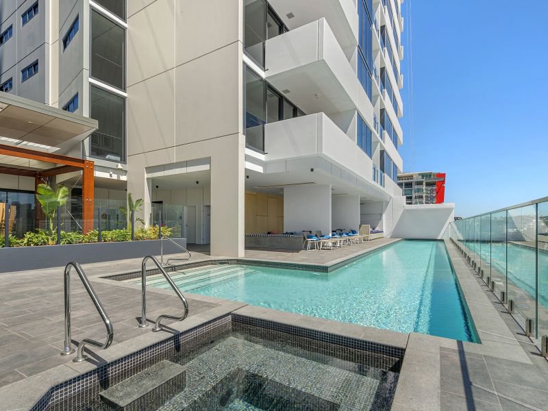 Photo - 10808/22-28 Merivale Street, South Brisbane QLD 4101 - Image 8