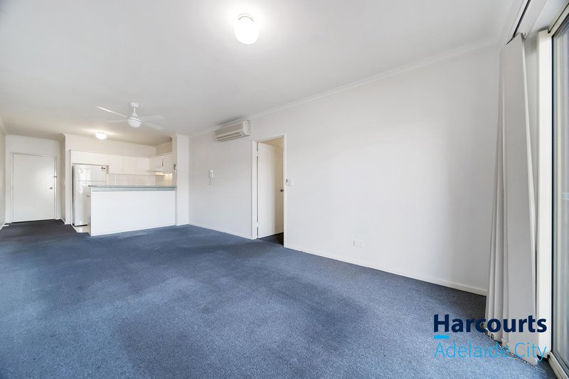 Photo - 10/81 Carrington Street, Adelaide SA 5000 - Image 6