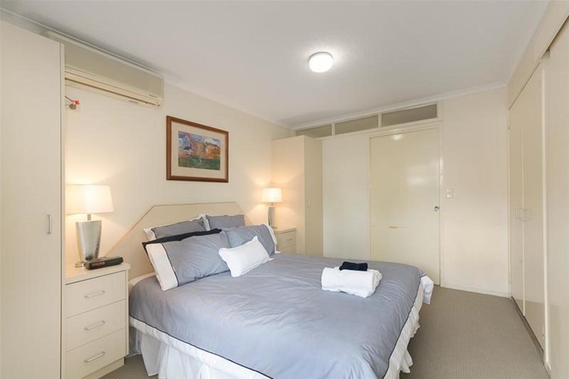 Photo - 108/1 Sandford Street, St Lucia QLD 4067 - Image 3