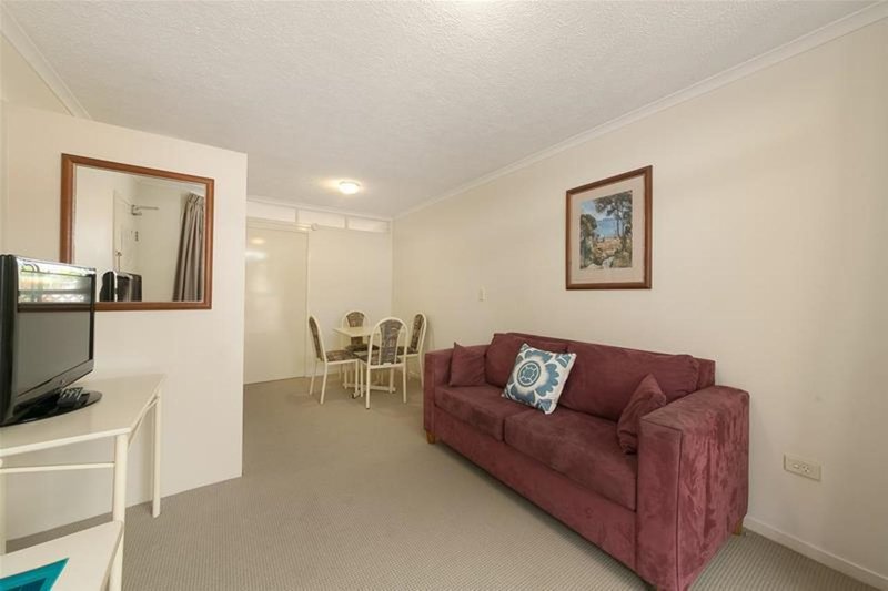 Photo - 108/1 Sandford Street, St Lucia QLD 4067 - Image 5