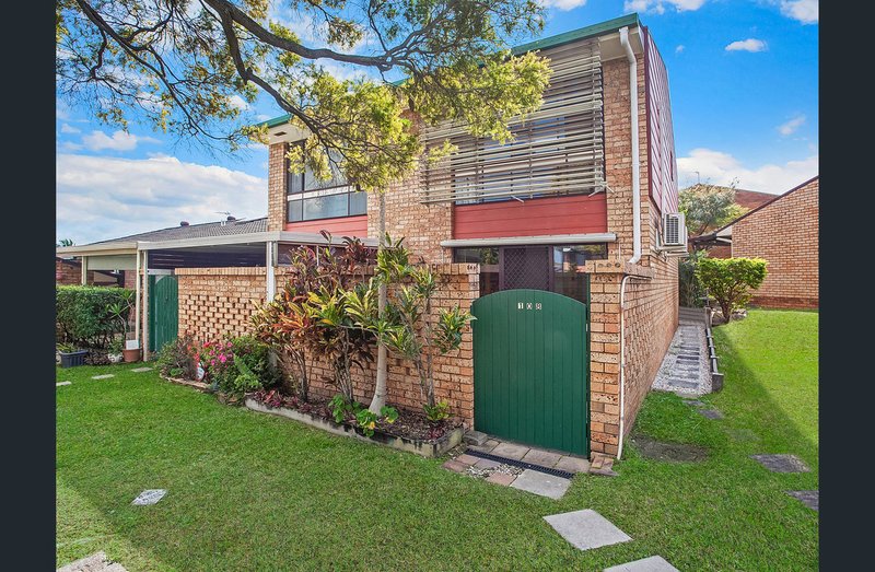 Photo - 108/170 Bardon Avenue, Burleigh Waters QLD 4220 - Image 1
