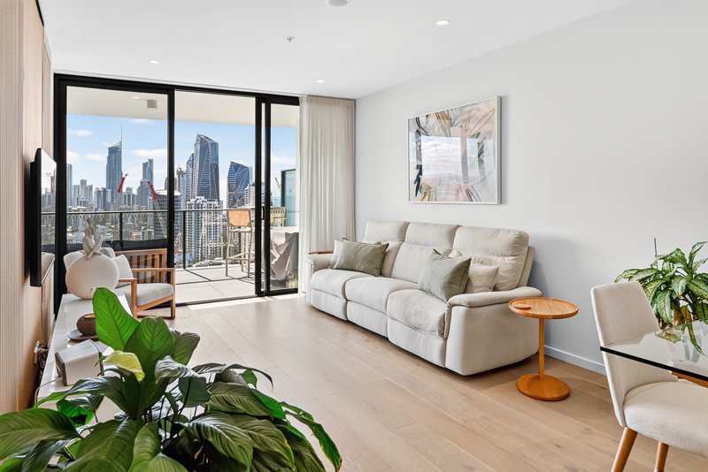 Photo - 108/18 Chelsea Avenue, Broadbeach QLD 4218 - Image 4