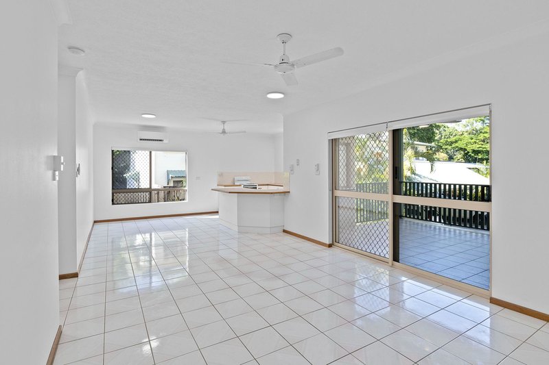 Photo - 10/82-84 Old Smithfield Road, Freshwater QLD 4870 - Image 3