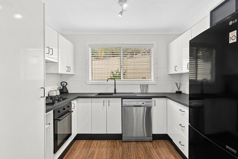 Photo - 10/82-88 Daintree Drive, Albion Park NSW 2527 - Image 2