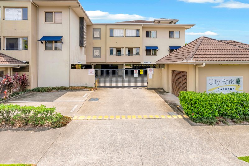 Photo - 108/22-24 Ward Street, Mooroobool QLD 4870 - Image 14