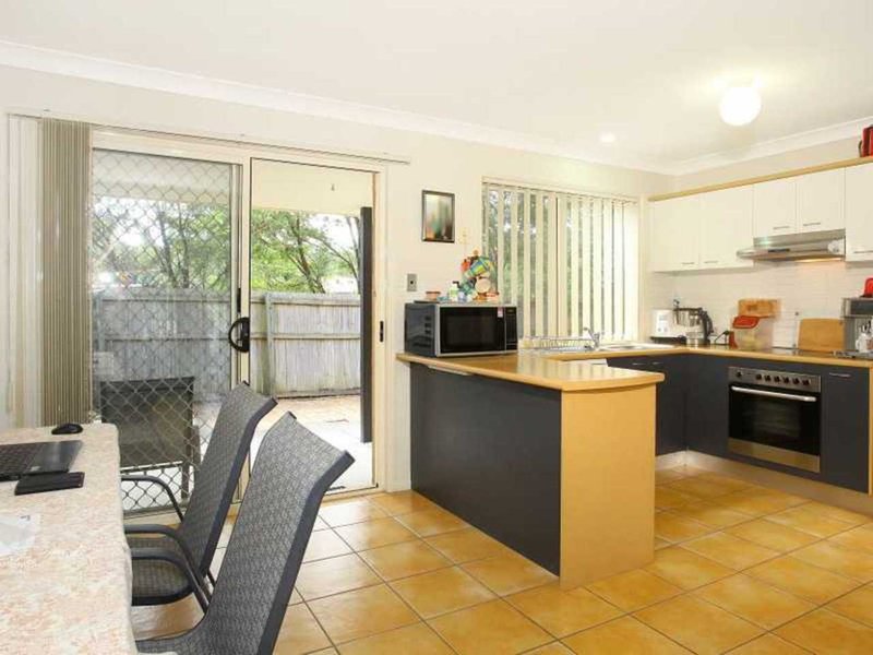 Photo - 108/31 Archipelago Street, Pacific Pines QLD 4211 - Image 5