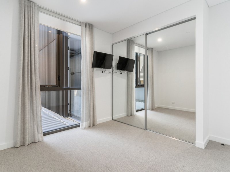 Photo - 108/35 Bronte Street, East Perth WA 6004 - Image 18