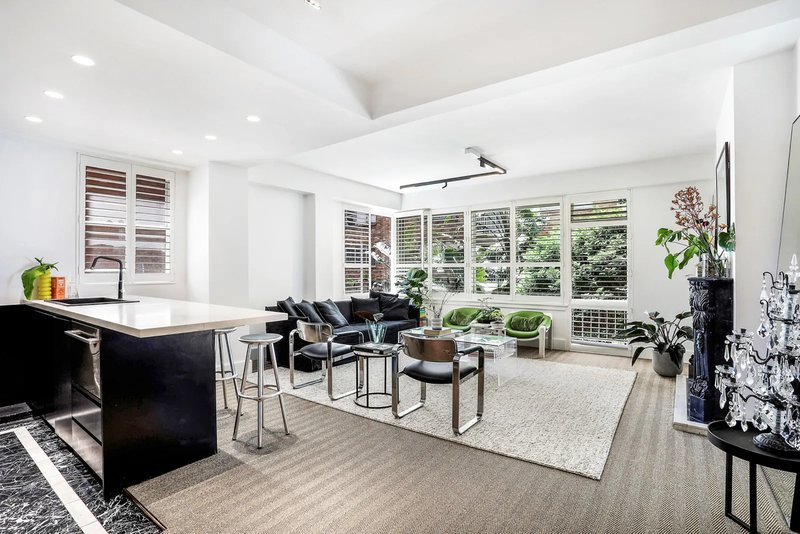 Photo - 10/85 Yarranabbe Road, Darling Point NSW 2027 - Image 1