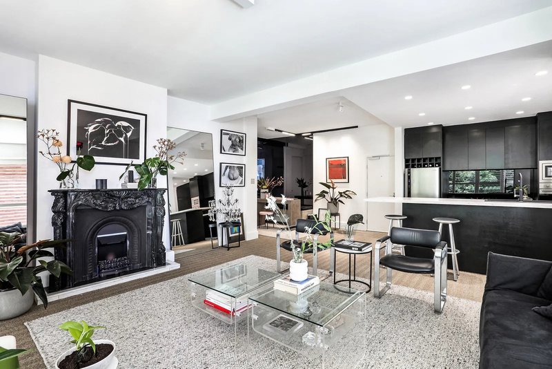 Photo - 10/85 Yarranabbe Road, Darling Point NSW 2027 - Image 2