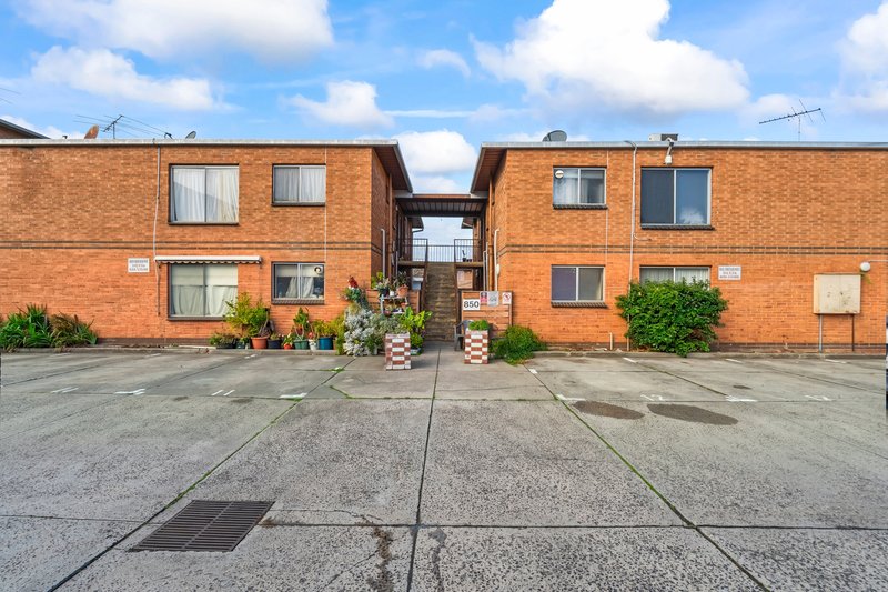 Photo - 10/850 Pascoe Vale Road, Glenroy VIC 3046 - Image 12