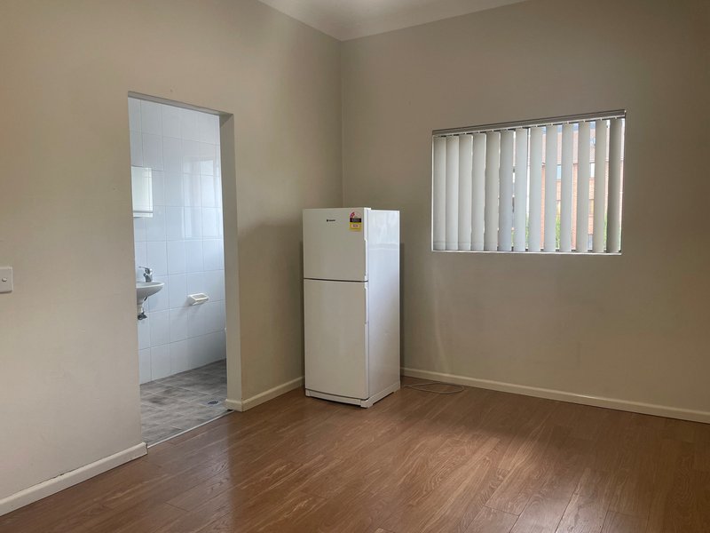 Photo - 10/86 Castlereagh Street, Liverpool NSW 2170 - Image 1