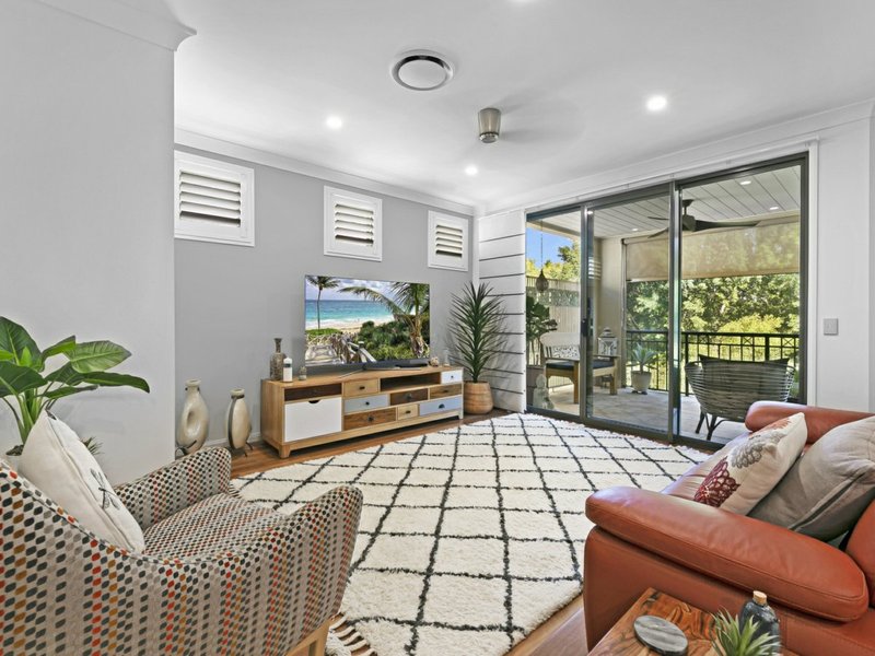 Photo - 1087/1 The Cove Crescent, Carrara QLD 4211 - Image 2