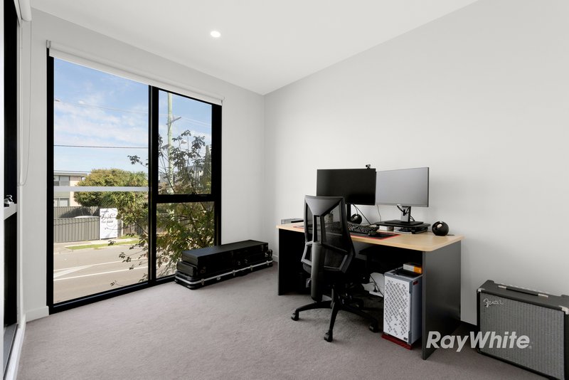 Photo - 108/801 Centre Road, Bentleigh East VIC 3165 - Image 7