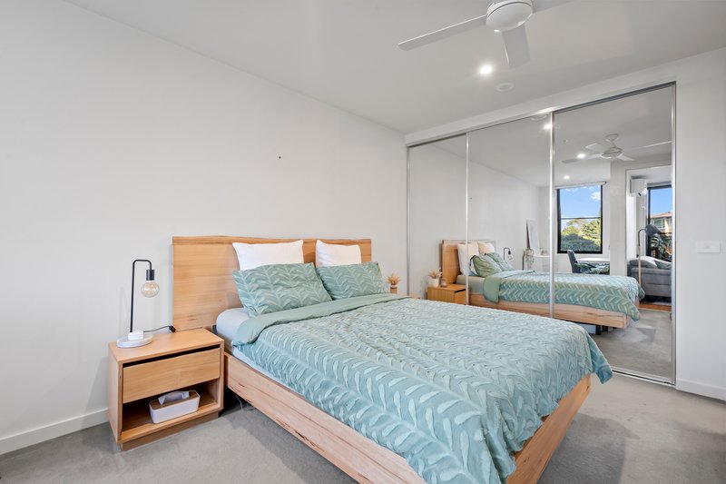 Photo - 108/81 Warrigal Road, Mentone VIC 3194 - Image 6