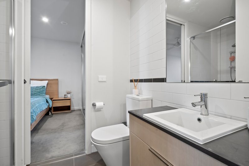 Photo - 108/81 Warrigal Road, Mentone VIC 3194 - Image 9